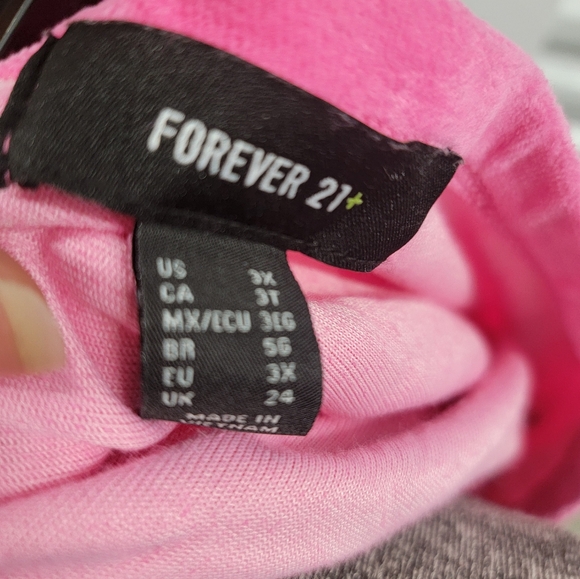 Hot Pink Feminista Cropped Top - Picture 6 of 7